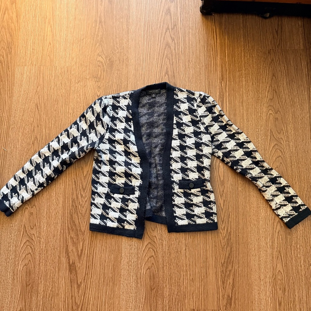 Ann Taylor Navy and Grat Houndstooth Puff sleeve Cardigan size xsp